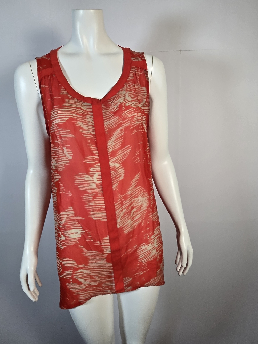 Apt. 9 Red and Cream Patterned Sleeveless Camisole